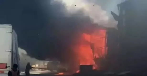 Kocaeli Gebze'de bir fabrikada çıkan yangın kontrol altına alındı