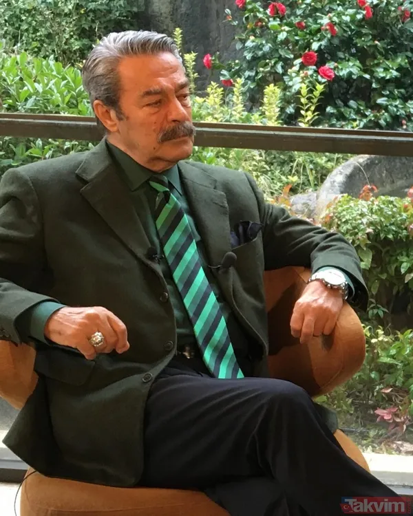 Aylardır tedavi gören Kadir İnanır’ın son hali ortaya çıktı! Yeşilçam yıldızına yorum yağdı: Yakışıklılık ondan hiç vazgeçmiyor! - 4