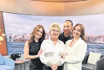 Gizem Güven 1999 depreminde yaşadıklarını "Biz Bize" programında anlattı!
