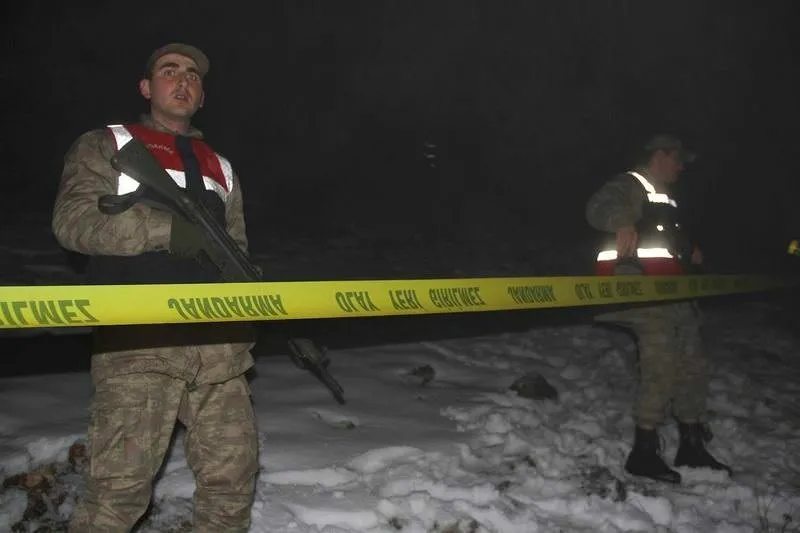 Malatya'da 2 savaş uçağı düştü