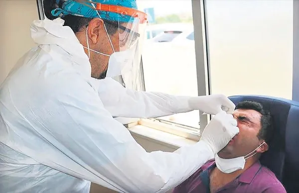 56-saatlik-kisitlama-en-cok-turistlere-yaradi-istiklal-caddesine-akin-ettiler-koronavirus-haberleri-1608507331130.jpeg 56 saatlik kısıtlama en çok turistlere yaradı: İstiklal Caddesi'ne akın ettiler | Koronavirüs haberleri-3