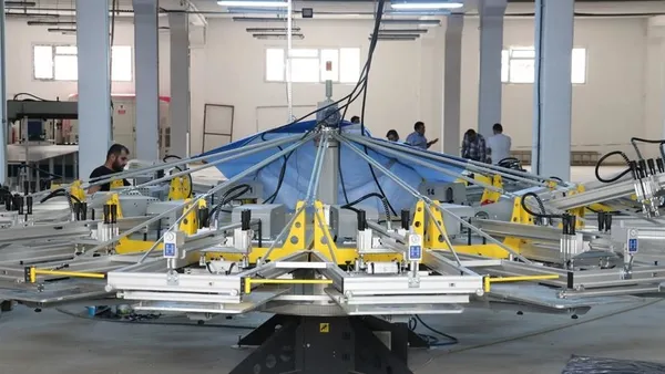 son-dakika-baskan-recep-tayyip-erdogandan-1-mayis-mesaji-iscilerimizin-haklarini-menfaatlerini-gozetme-hayretinde-olduk-1619790086871.jpg SON DAKİKA: Başkan Erdoğan'dan 1 Mayıs paylaşımı-7