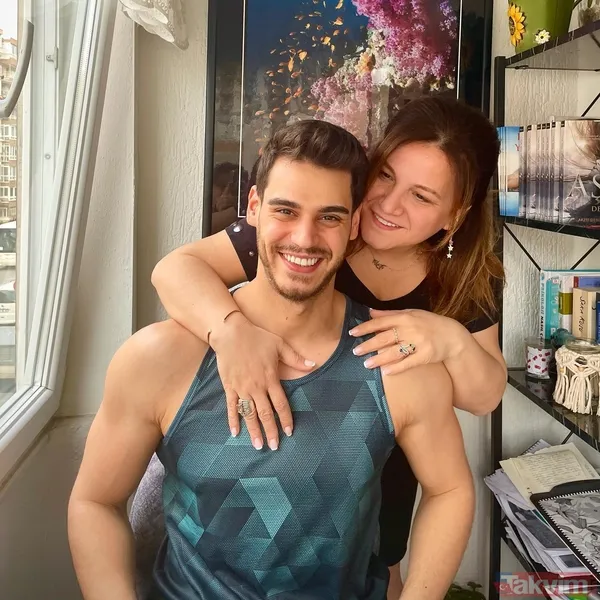 Yalnız Kurt’un Altay'ı Hasan Denizyaran’ın ‘Benden genç duruyor’ dediği annesine bakın! Gören ablası sandı güzelliğiyle mest etti - 21