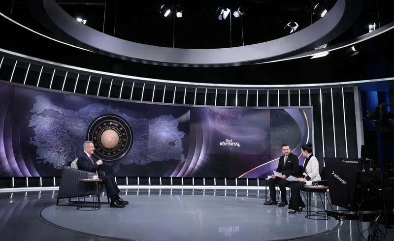 disisleri-bakani-hakan-fidan-a-haberde-mesaji-verdi-teklifimiz-dinlenseydi-savas-cikmayabilirdi-1774644891110.jpeg Dışişleri Bakanı Hakan Fidan A Haber'de mesajı verdi: Teklifimiz dinlenseydi savaş çıkmayabilirdi-7