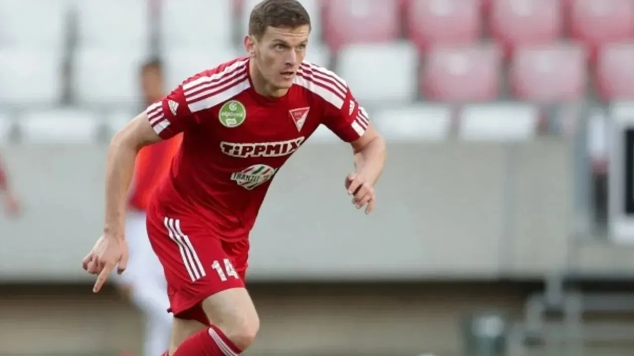 Trabzonspor'un ilk transferi belli oldu! Savunma sağlama alınacak - 7