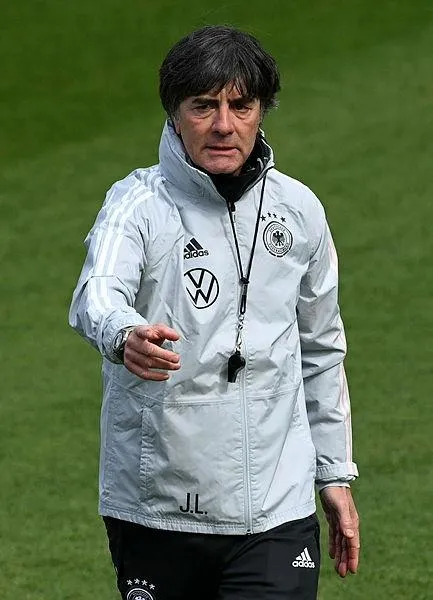 lowde-psg-sikintisi-fransadan-gelen-iddialar-fenerli-kurmaylarin-canini-sikti-1642372676756.jpeg Löw’de PSG sıkıntısı! Fransa'dan gelen iddialar Fenerli kurmayların canını sıktı-2