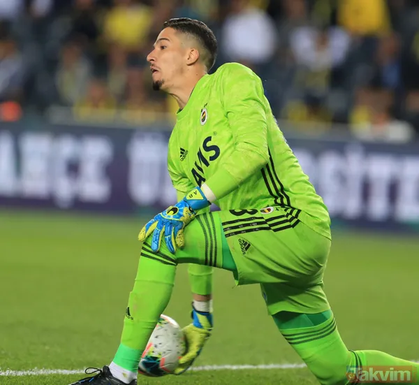 Altay Bayındır'ın Alanyaspor'dan yediği gol Fenerbahçe taraftarını çıldırttı! Sosyal medyadan tepki yağdı... - 4