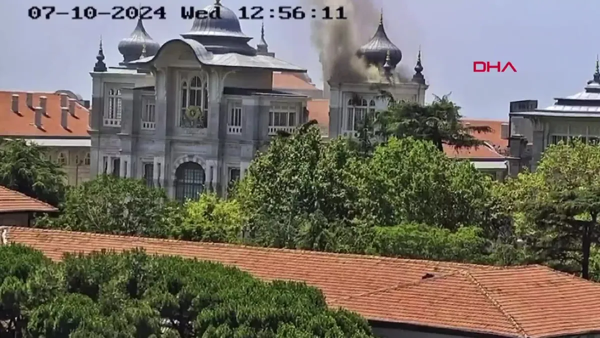 Sağlık Bilimleri Üniversitesi'nde yangın!