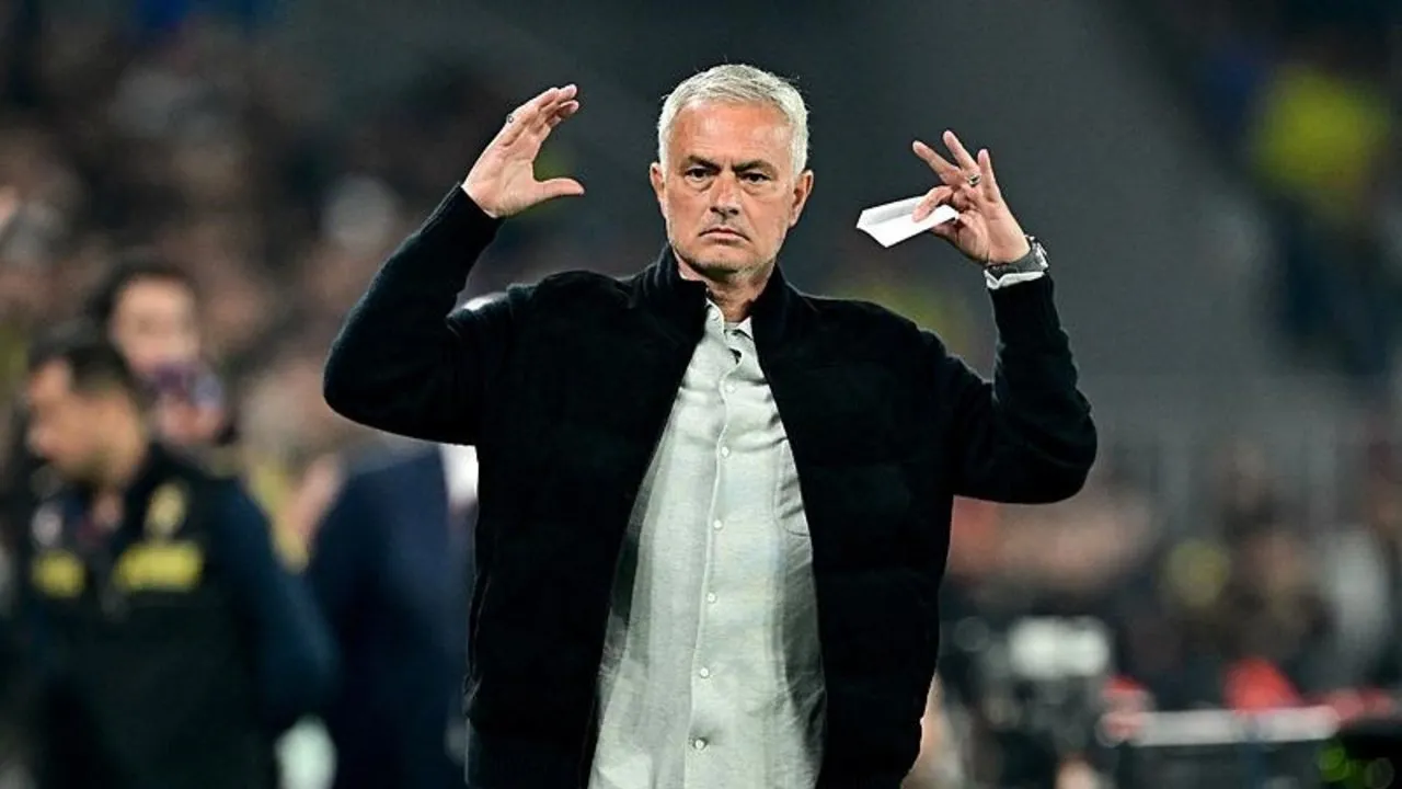 Fenerbahçe’de Mourinho kararı!
