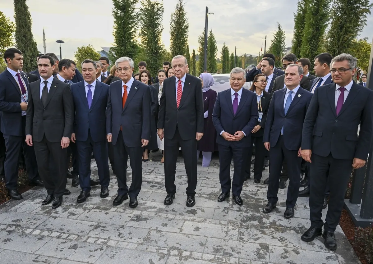 baskan-erdogandan-tdt-13-zirvesi-oncesi-tarihi-makale-21inci-yuzyil-turk-dunyasi-yuzyili-olacak-1793340139848.jpeg Başkan Erdoğan'dan TDT 13. Zirvesi öncesi tarihi makale: 21'inci yüzyıl Türk Dünyası Yüzyılı olacak-3