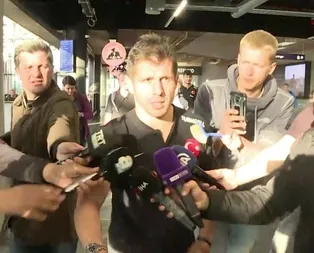 Emre Belözoğluna fırça tutan Corentin Siamang Türkiyeden özür diledi!