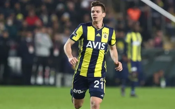 Çizme’de sıcak saatler! Fenerbahçeli yönetciler Rodriguez’in sözleşmesine son şeklini veriyor-3