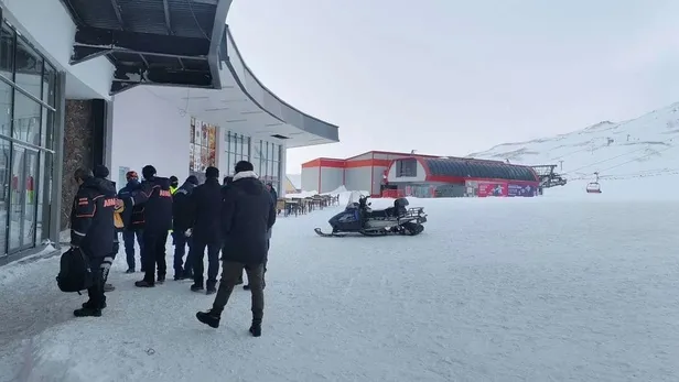 Son dakika: Erciyes Kayak Merkezi'nde çığ düştü: Bir turist hayatını kaybetti-2
