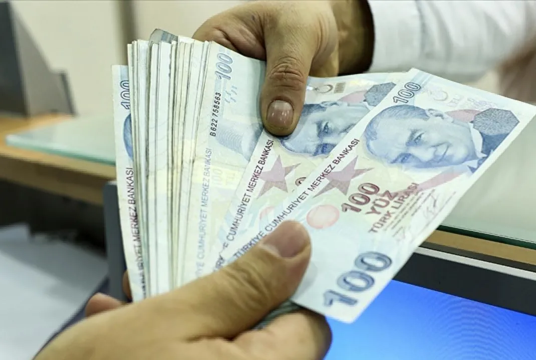 İstifa edene tazminat