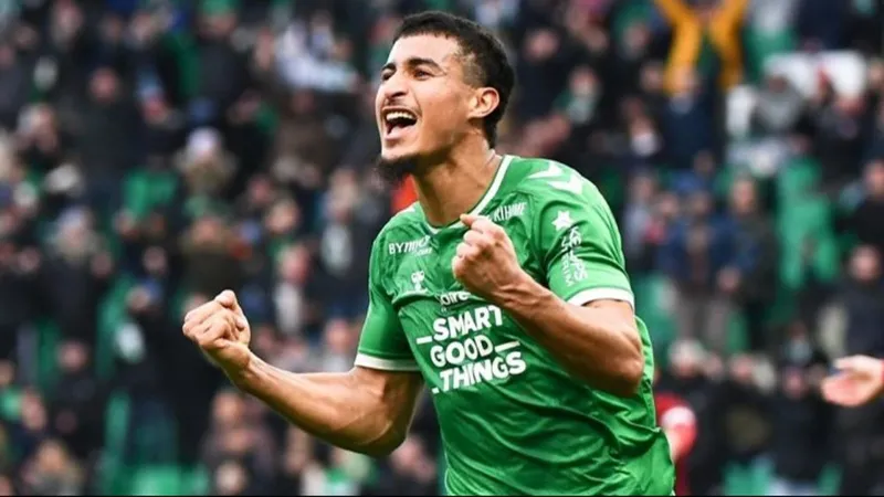 galatasaraydan-hakim-ziyech-sonrasi-orta-sahaya-bir-fasli-transferi-daha-9-kulup-birden-pesinde-1720286621145.jpg Galatasaray'dan Hakim Ziyech sonrası orta sahaya bir Faslı transferi daha! 9 kulüp birden peşinde-11