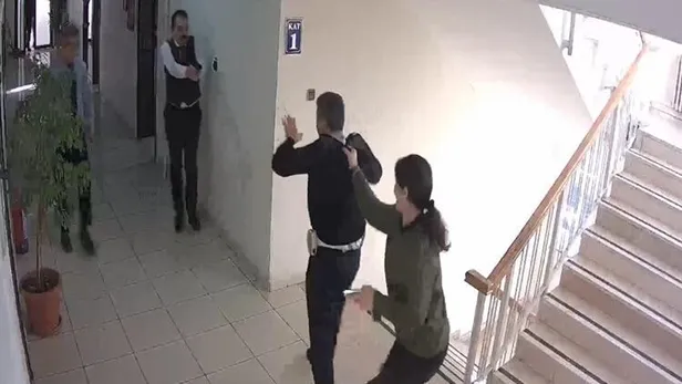 Emniyet Müdürü Verdi'yi şehit eden saldırganın koğuşta bulunan delikten saldırıyı anlattığı ortaya çıktı-1