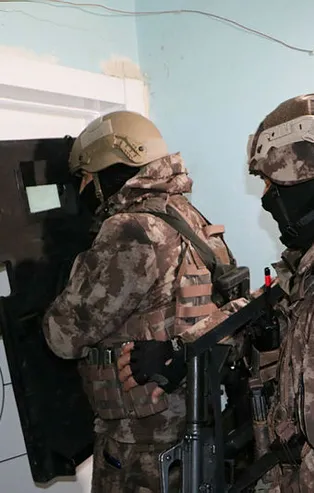 Denizli'de FETÖ/ PDY operasyonu! 9 kişi kıskıvrak yakalandı