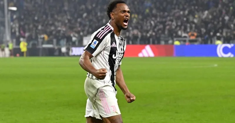 fenerbahceye-lois-opendadan-kotu-haber-transferi-icin-devler-devrede-1774291718381.jpg Fenerbahçe'ye Lois Openda'dan kötü haber! Transferi için devler devrede-4