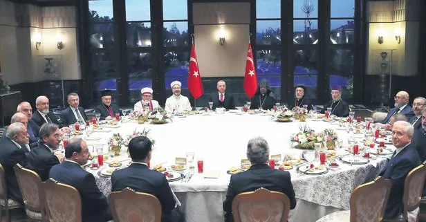 Başkan Recep Tayyip Erdoğan dini azınlık cemaatlerinin temsilcileriyle iftarda buluştu