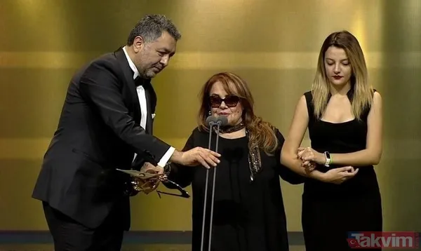 İrem Helvacıoğlu ile Ulaş Tuna Astepe en iyi dizi çifti oldu! 45. Altın Kelebek Ödülleri kime verildi? 2018 - 36