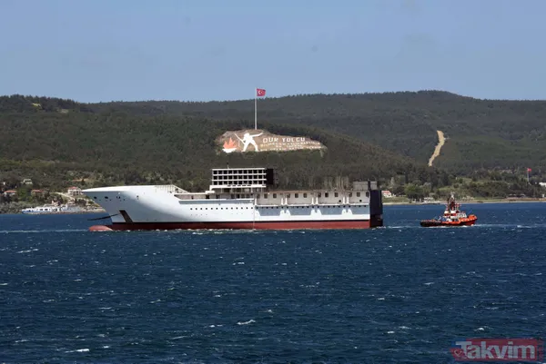Romanya'da inşa edilen dev yolcu gemisinin ön bölümü Çanakkale Boğazı'ndan geçti - 9