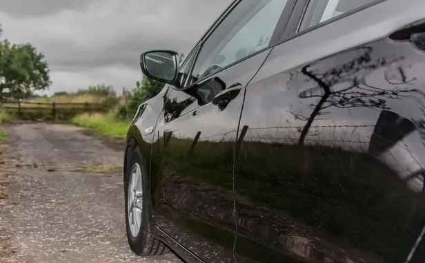 dipte-kosede-675000-tlsi-olan-yasadi-araba-fiyatlari-dustu-en-ucuzu-800-tl-altinda-hyundai-seat-fiat-kia-citro-1699950423501.jpeg Araba fiyatları düştü en ucuzu 800 TL altında! Dipte köşede 675.000 TL'si olan yaşadı! Hyundai, Seat, Fiat, Kia, Citroen, Renault, Dacia...-10