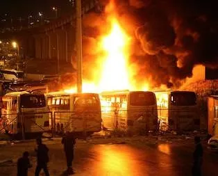 Otogarda 4 otobüs alev alev yandı