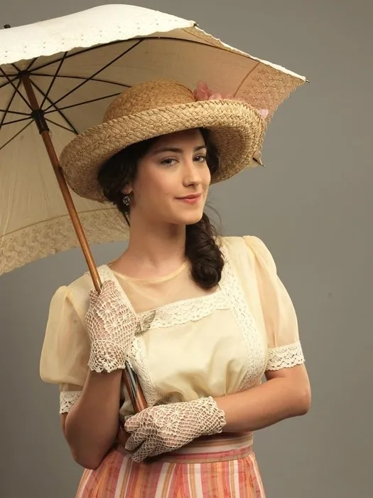 Hazal Kaya, saplantılı hayranından yine şikayetçi oldu-2