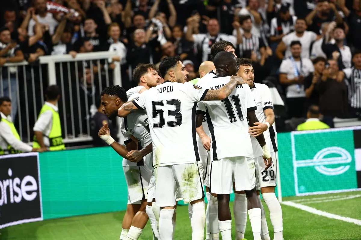 besiktas-avrupada-hoffenheim-deplasmaninda-1792051099905.jpg Beşiktaş Avrupa'da 2'de 2 için sahada! Italiano'dan sağ kanat ve forvet kararı-4