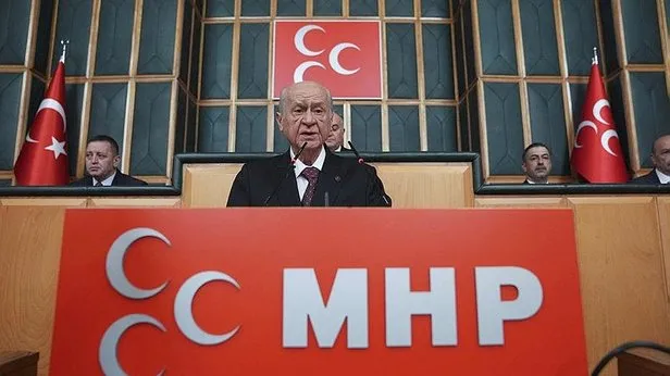 MHP lideri Devlet Bahçeliden DEMi bozuklara sağlı sollu: Türk bayrağını kabullenemeyen şerefsizler vatandaşlıktan çıkarılsın