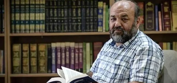 İlahiyatçı yazar İhsan Eliaçık,