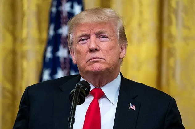 Trump'a bir darbede eski avukatından!