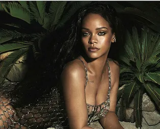 Rihannadan yok artık dedirten istekler! Dünya Rihannayı konuşuyor!