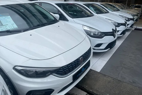 tedbirler-meyvesini-verdi-sifir-otomobilde-iskonto-basladi-2-elde-fiyatlar-dustu-1691730007785.jpg Tedbirler meyvesini verdi! Sıfır otomobilde iskonto başladı, 2. elde fiyatlar düştü-3