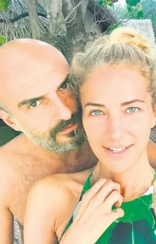 Burcu Esmersoy için Suyabatmaz devri kapandı!