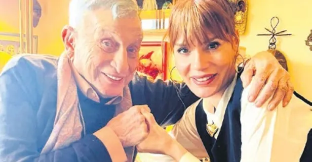 Ünlü oyuncu Ayça Varlıer'den Haldun Dormen'e ziyaret!