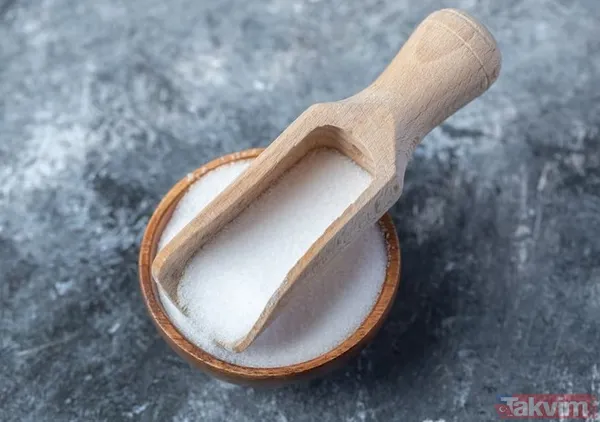 6. 🍽️ Sindirimi Kolaylaştırır Ağır Bir Yemekten Sonra Yaşanan Şişkinlik Hissine Karşı, Karbonatlı Su İçmek Mide Asidini Dengeleyerek Sindirimi...