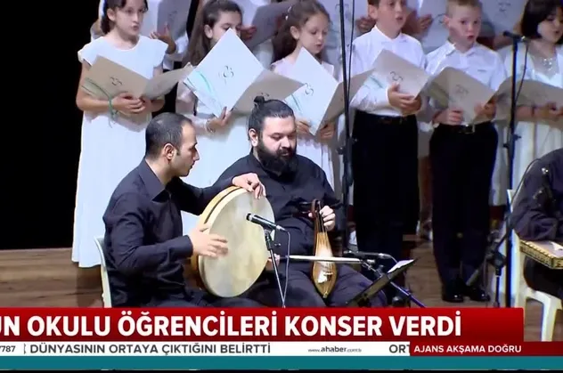 NUN Müzik Toplululuğu İzzettin Hümâyi Bey'in bestelediği çocuk şarkılarını ilk kez seslendirdi