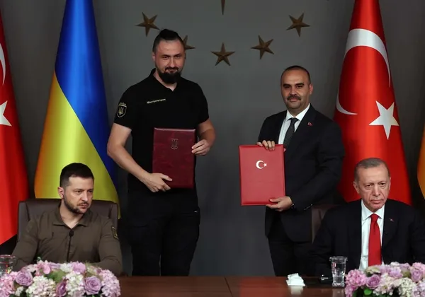 Son dakika: İstanbul'da tarihi zirve! Başkan Recep Tayyip Erdoğan ve Ukrayna Devlet Başkanı Zelenskiy görüştü! İşte önemli mesajlar-3