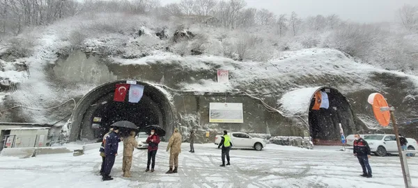 zigana-tuneli-ile-581-milyon-tl-tasarruf-dunyada-ucuncu-avrupada-ve-turkiyede-tek-1643530218162.jpg Zigana Tüneli ile 58,1 milyon TL tasarruf! Dünyada üçüncü Avrupa'da ve Türkiye'de tek-5