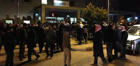 Şanlıurfa'nın Viranşehir ilçesinde, Savcılar Sitesi'ne bomba yüklü araçla terör saldırısı düzenlendi. Terör saldırısında 2 kişi şehit oldu, 48 kişi yaralandı.