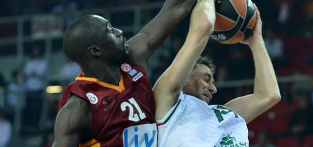 G.Saraylı yıldıza 3 maç ceza