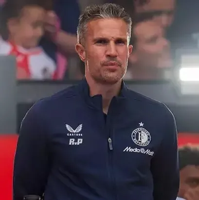 Robin van Persie’den Fenerbahçe açıklaması!