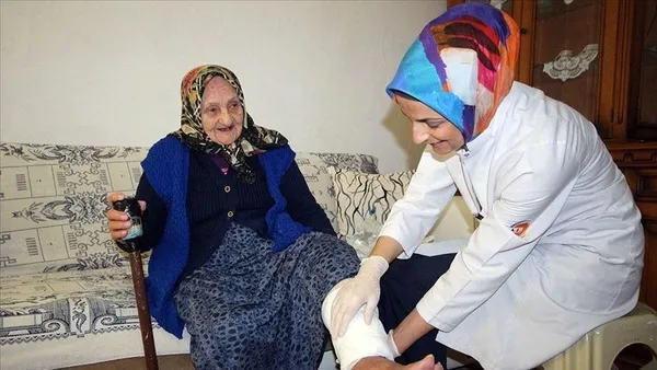 evde-bakim-maasi-alanlara-mujde-zamli-yardimi-o-tarihte-alacaklar-1689198289035.jpeg Evde bakım maaşı alanlara müjde! Zamlı yardımı o tarihte alacaklar-4