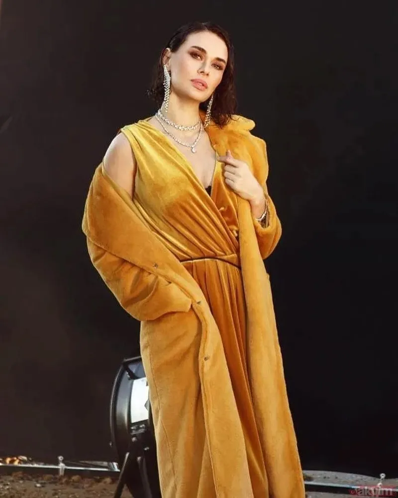 Ortalık karıştı: Ayşe Hatun Önal önce paylaştı sonra sildi! Kocam diye paylaştığı kişi başkasının...-2