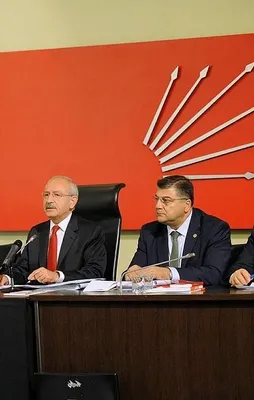 CHP'ye oy vermeyen üyeler ihraç edildi