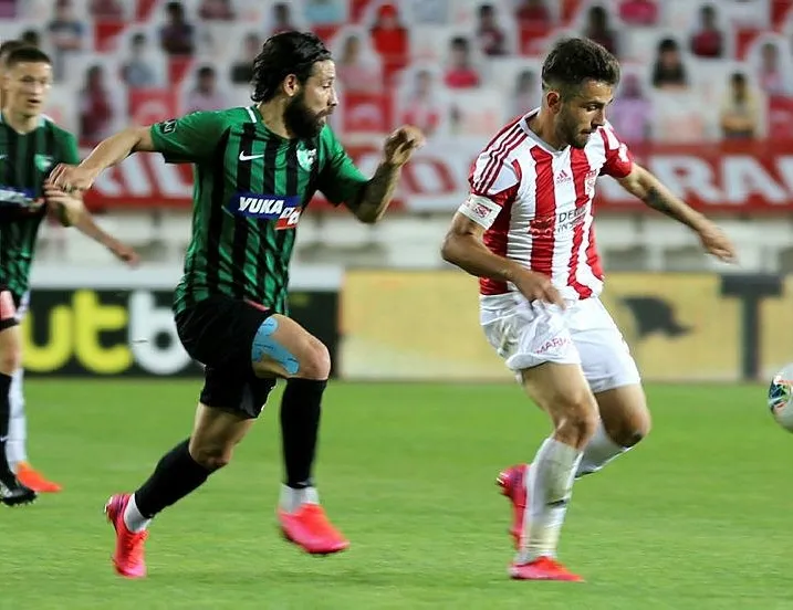 Sivas zirve takibini sürdürdü