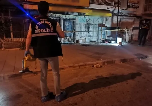 İzmir'de tekel bayisine molotoflu saldırı: 4 şüpheli gözaltına alındı!-2
