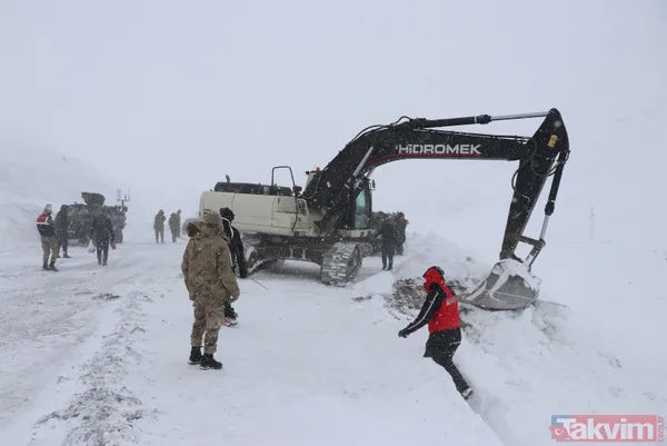 Son dakika: Van'da yeni çığ faciası! Çok sayıda şehit ve yaralı var - 30