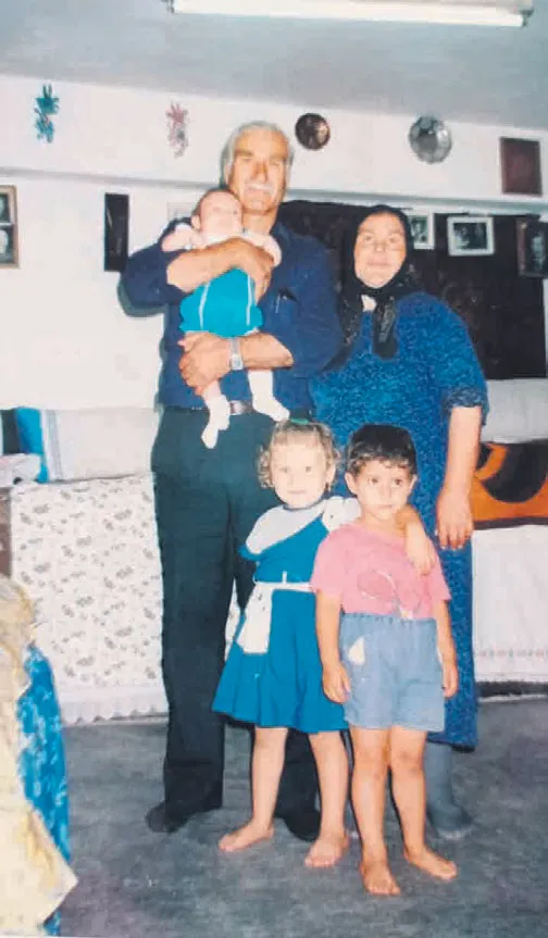 gaziantepte-sezay-kocak-cinayetinde-savcilik-intihar-dedi-ust-mahkeme-cinayet-olabilir-diyerek-yeni-sorusturma-1649193892736.jpg Gaziantep'te Sezay Koçak cinayetinde savcılık intihar dedi! Üst mahkeme cinayet olabilir diyerek yeni soruşturma istedi-11